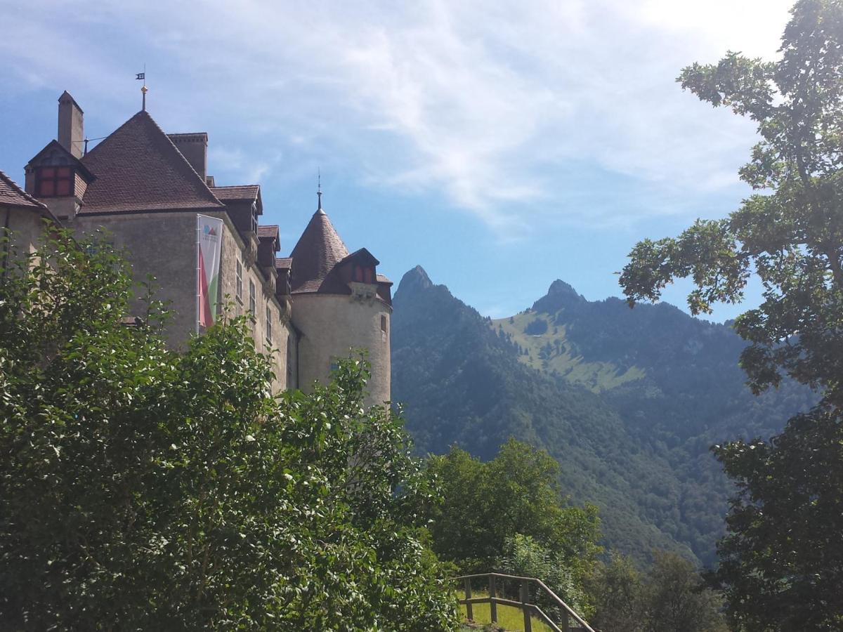 Au soleil de Gruyères chez Chantal Extérieur photo