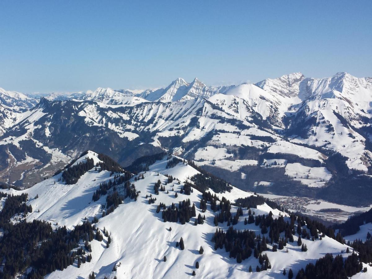 Au soleil de Gruyères chez Chantal Extérieur photo