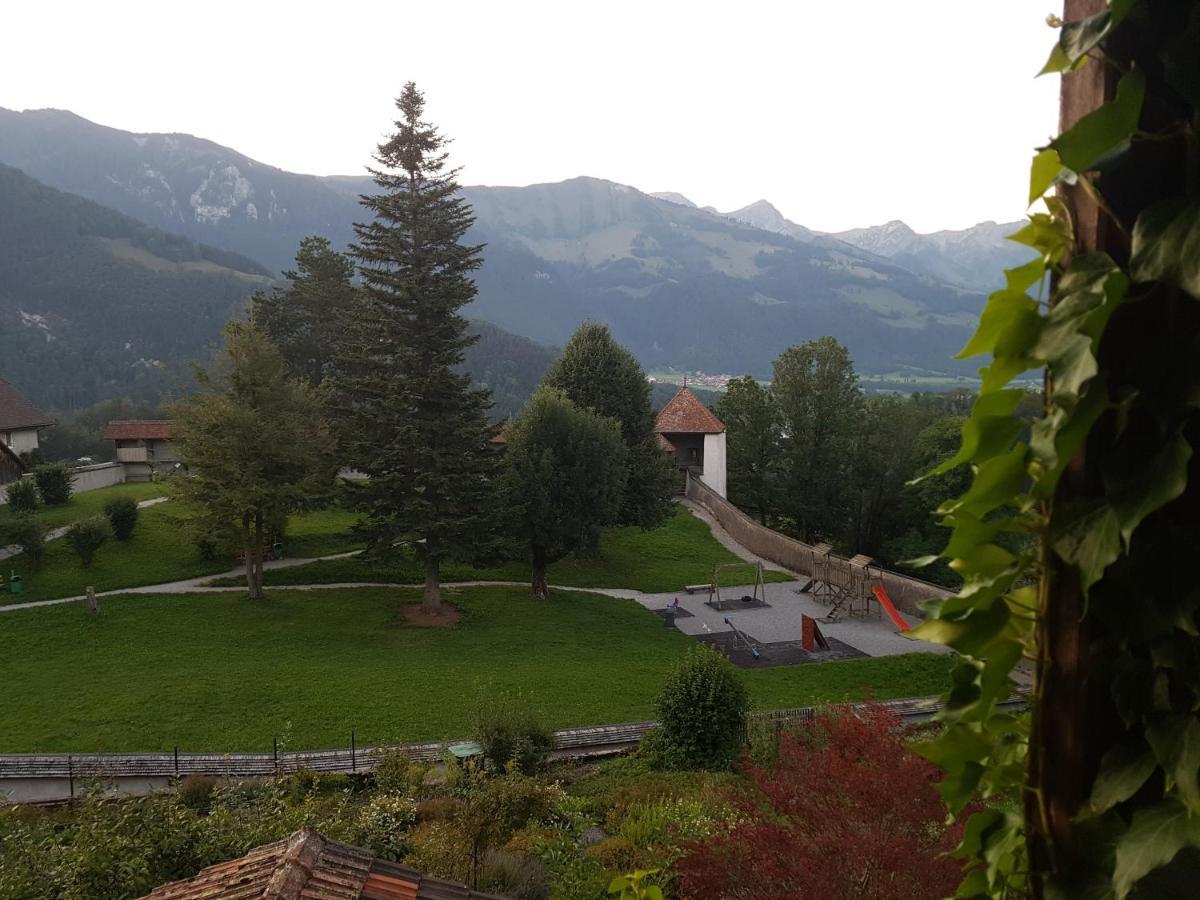 Au soleil de Gruyères chez Chantal Extérieur photo